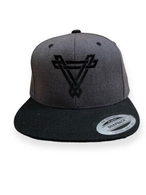 The Classics Yupoong Black Gray Adjustable Snapback Mens Hat/ Cap